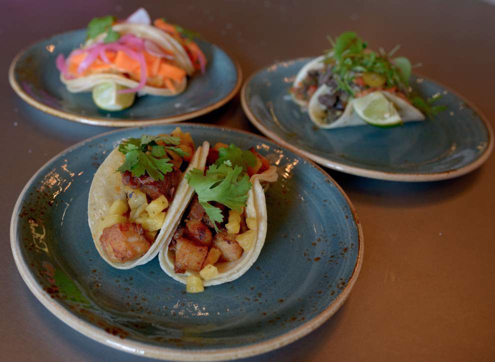 Celebrity chef friendship spawns new Mexican restaurant _lowres